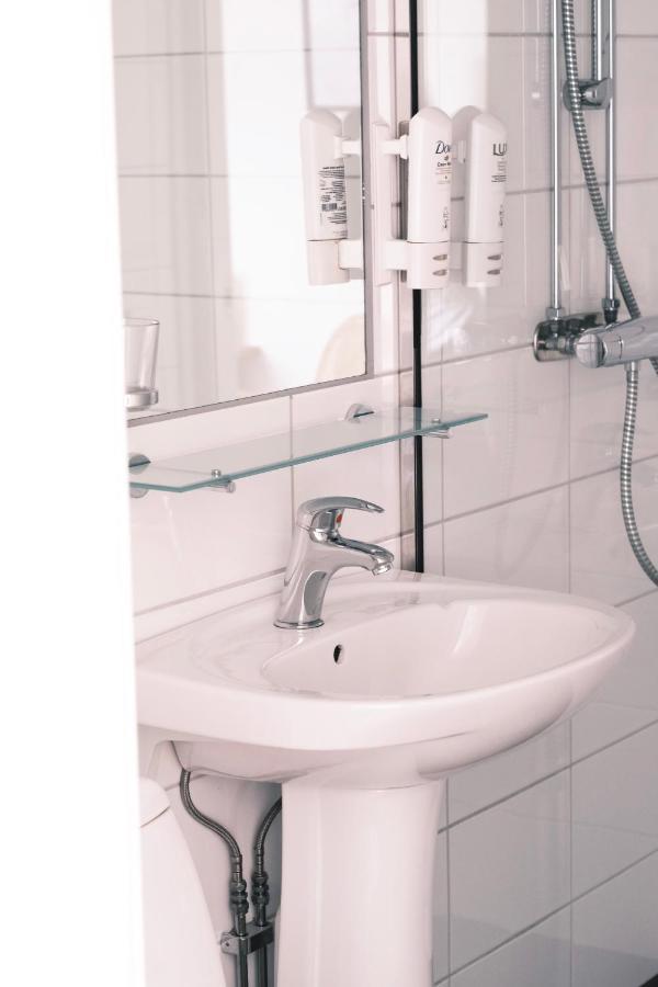 הונו Skaergardshotellet Hoenoe מראה חיצוני תמונה